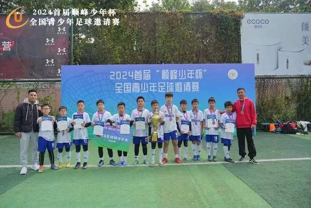 CBA亿元天价抢人！上海遭禁引令卡脖子，山西现金+年轻人打包抢胡金秋，广厦核心今夏或易主